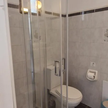 Miranta - & 2* Aegina