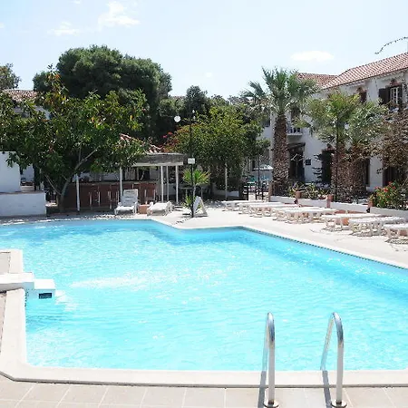 Miranta - & Hotel Aegina